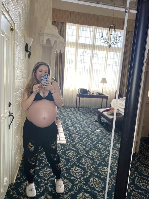 Do you prefer me with a big round belly?