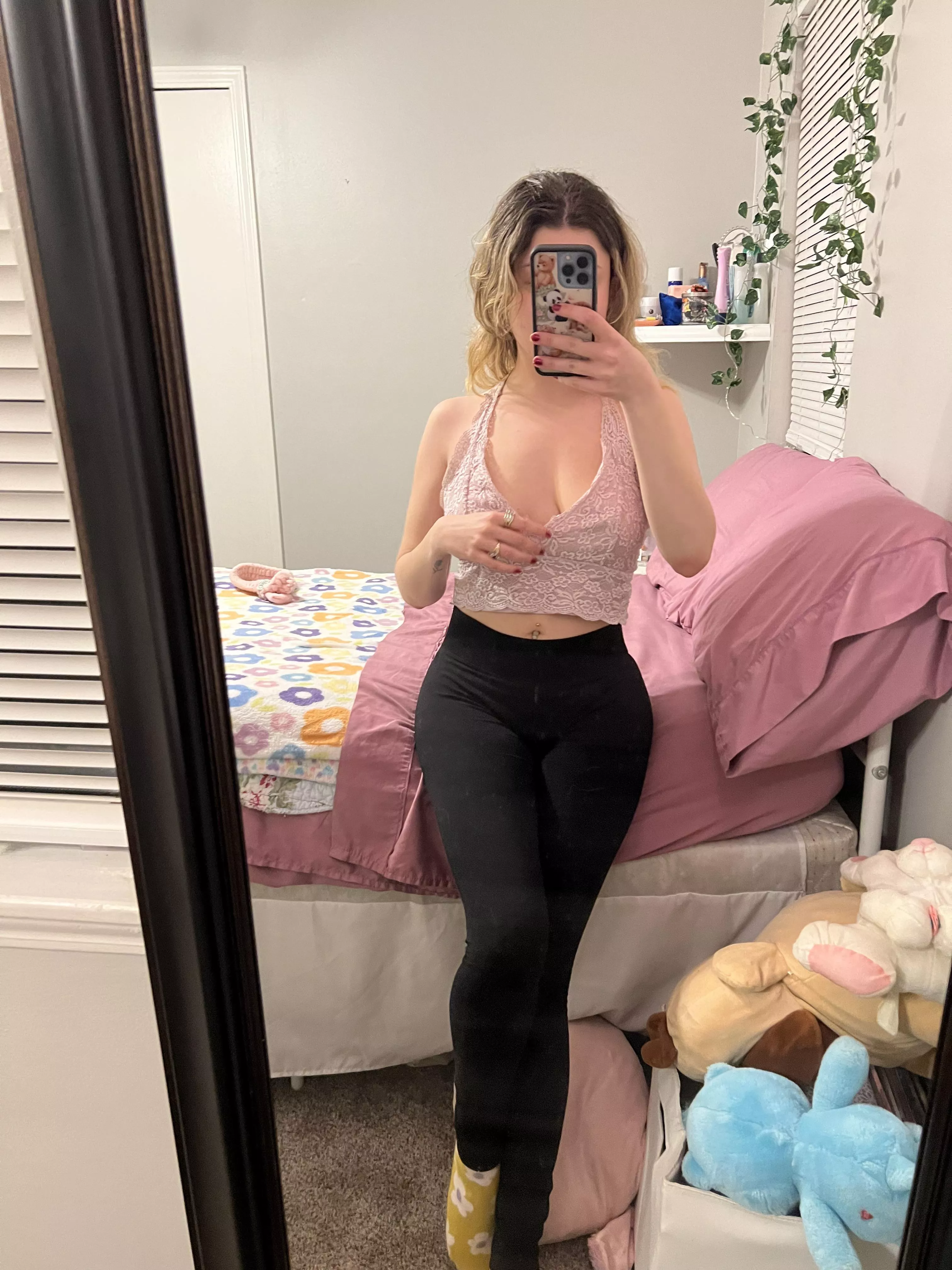 (F) I’m a little bit of a mess anyhow… but if your bed is made- it makes it seem like not so much 😆