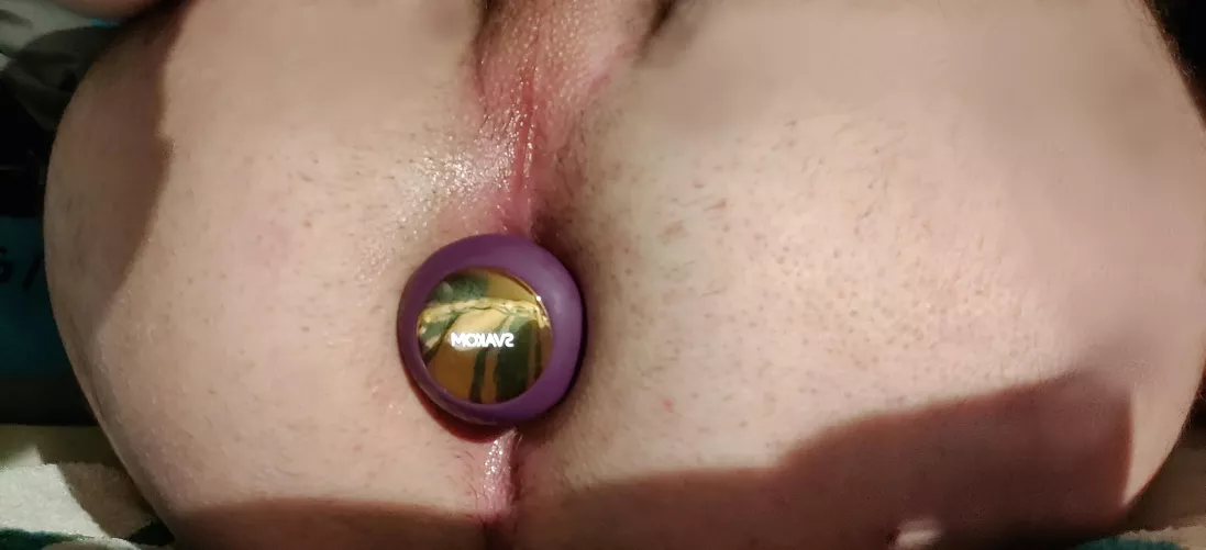 (for those who like my first one 😘) my little hole can't get enough attention!