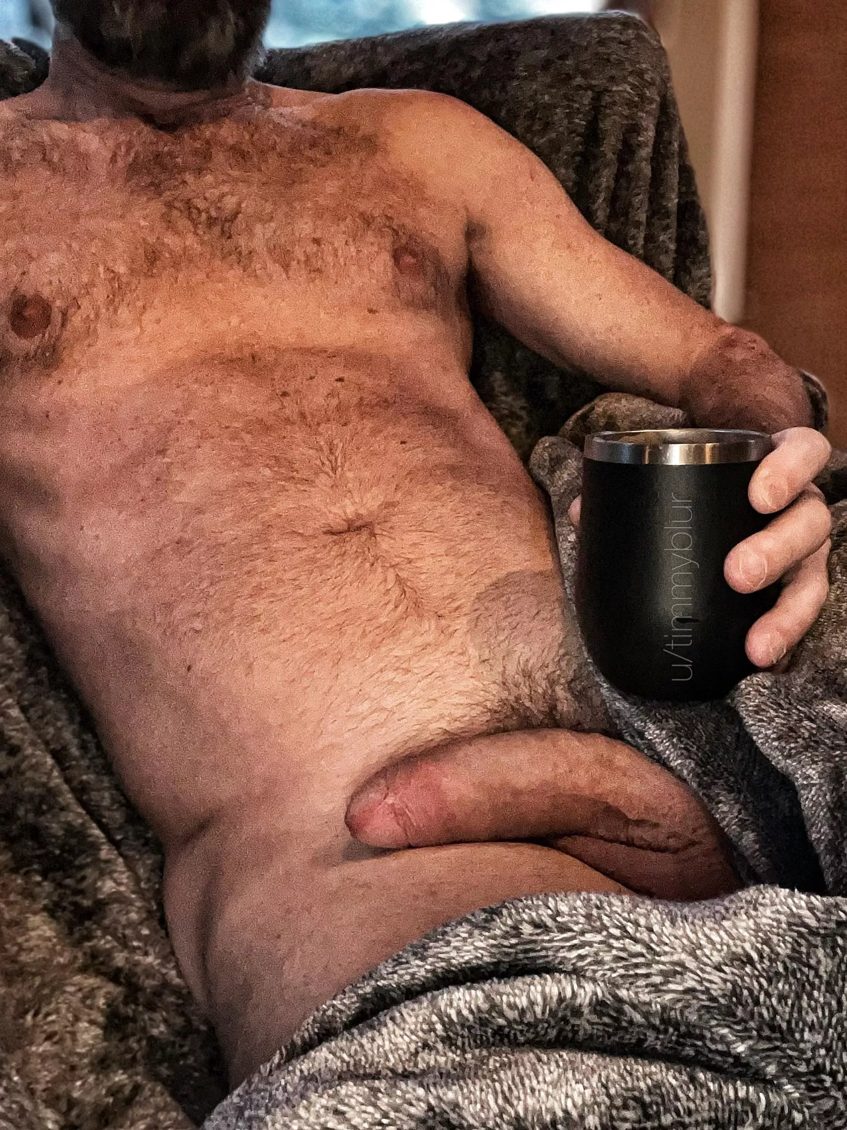 Good morning coffee freaks. Last chance for naked coffee cuddles in 2022… come get some.
