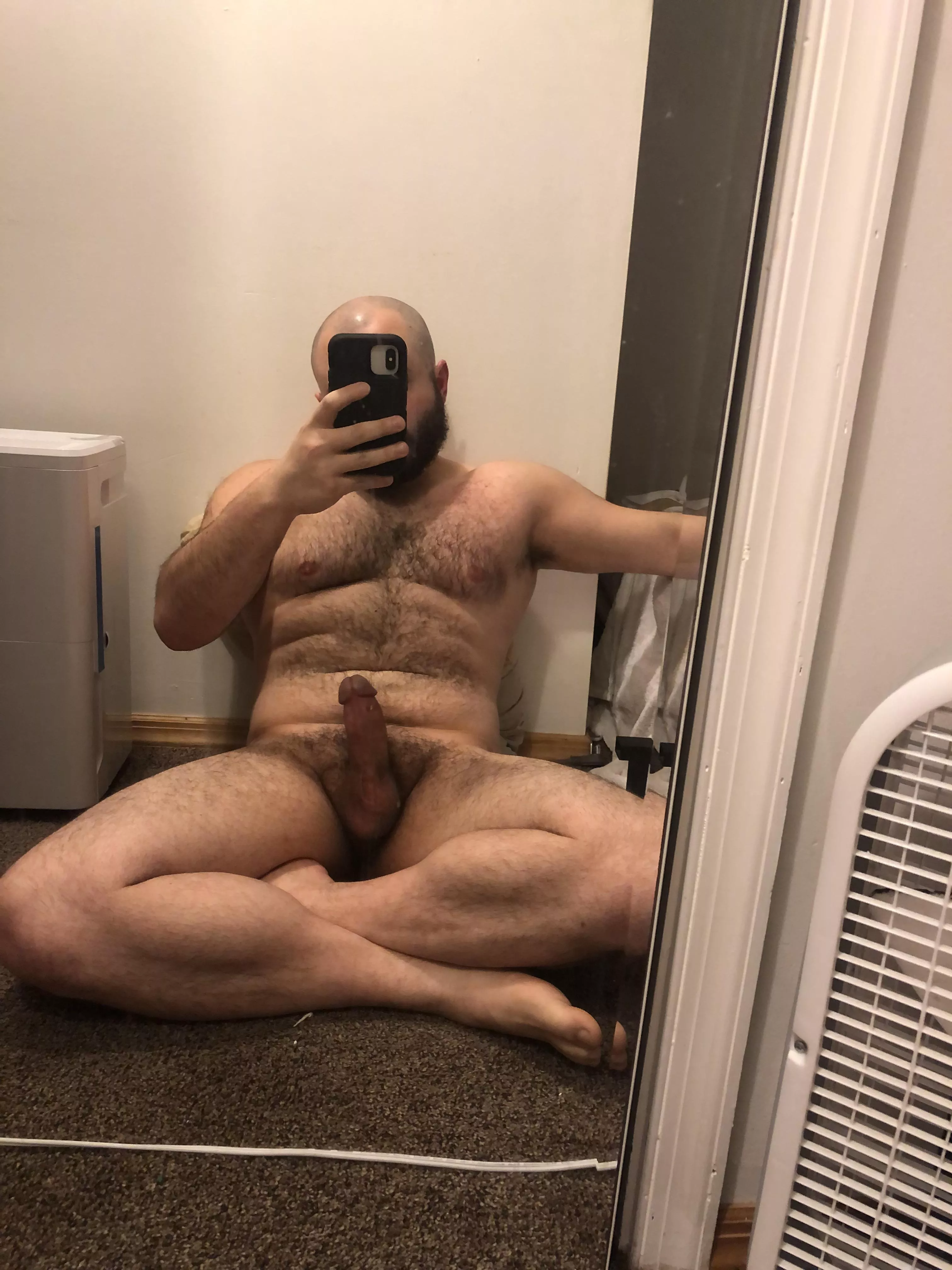 Hanging out in front of the mirror 😌 (30)