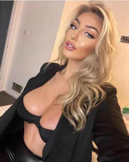 Happy New Year from Cait