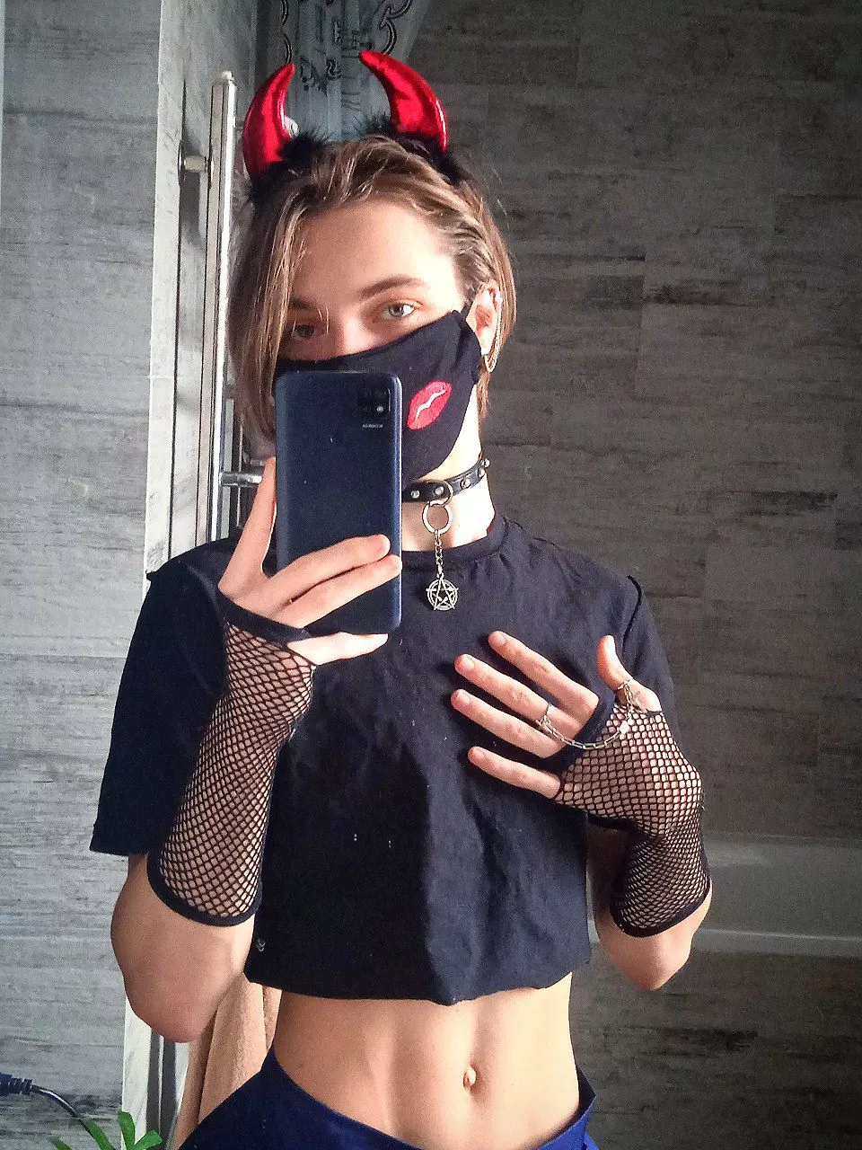 happy new year from incubus💜😈