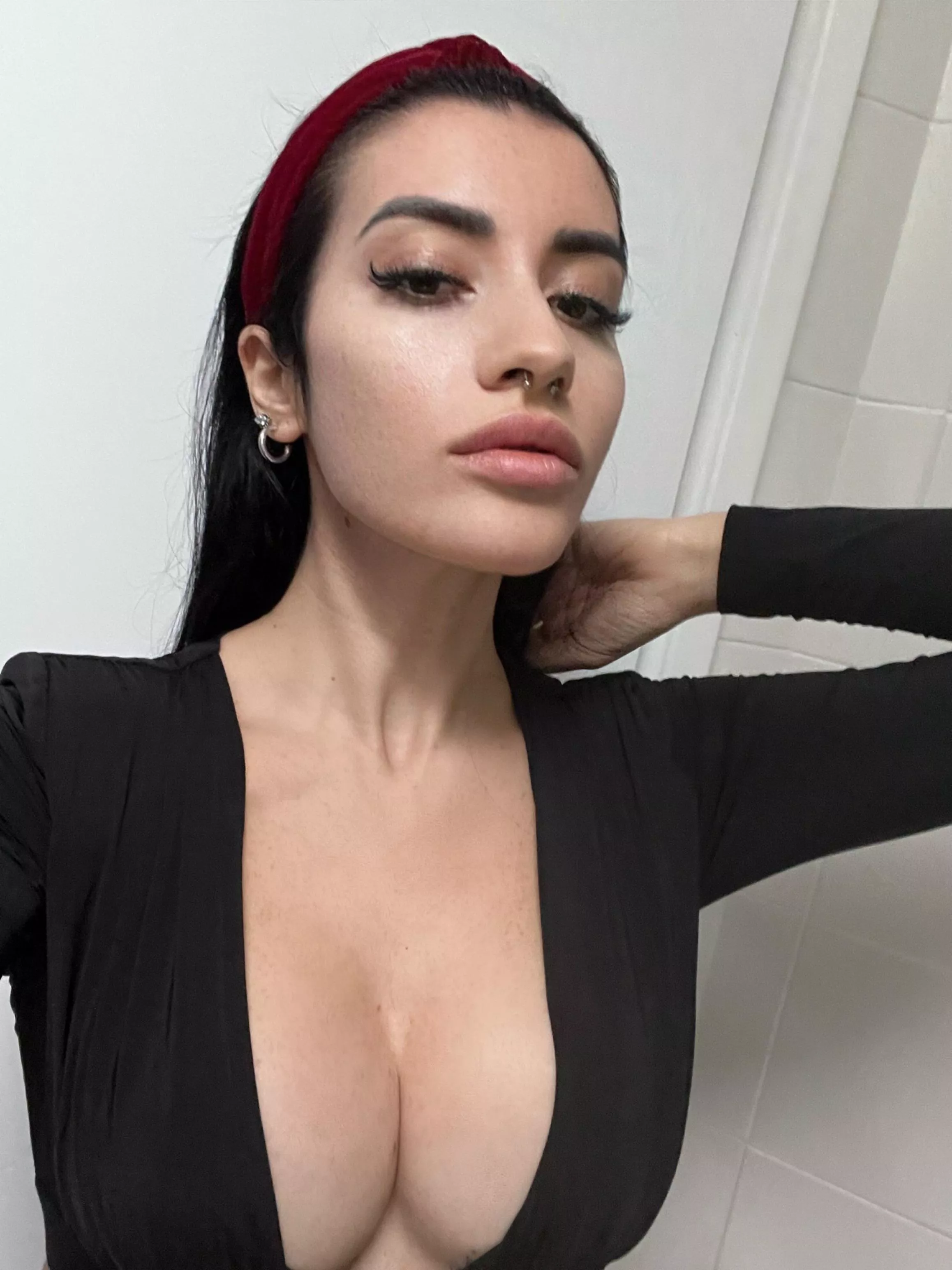 Happy NYE 2023 🕷️🥀