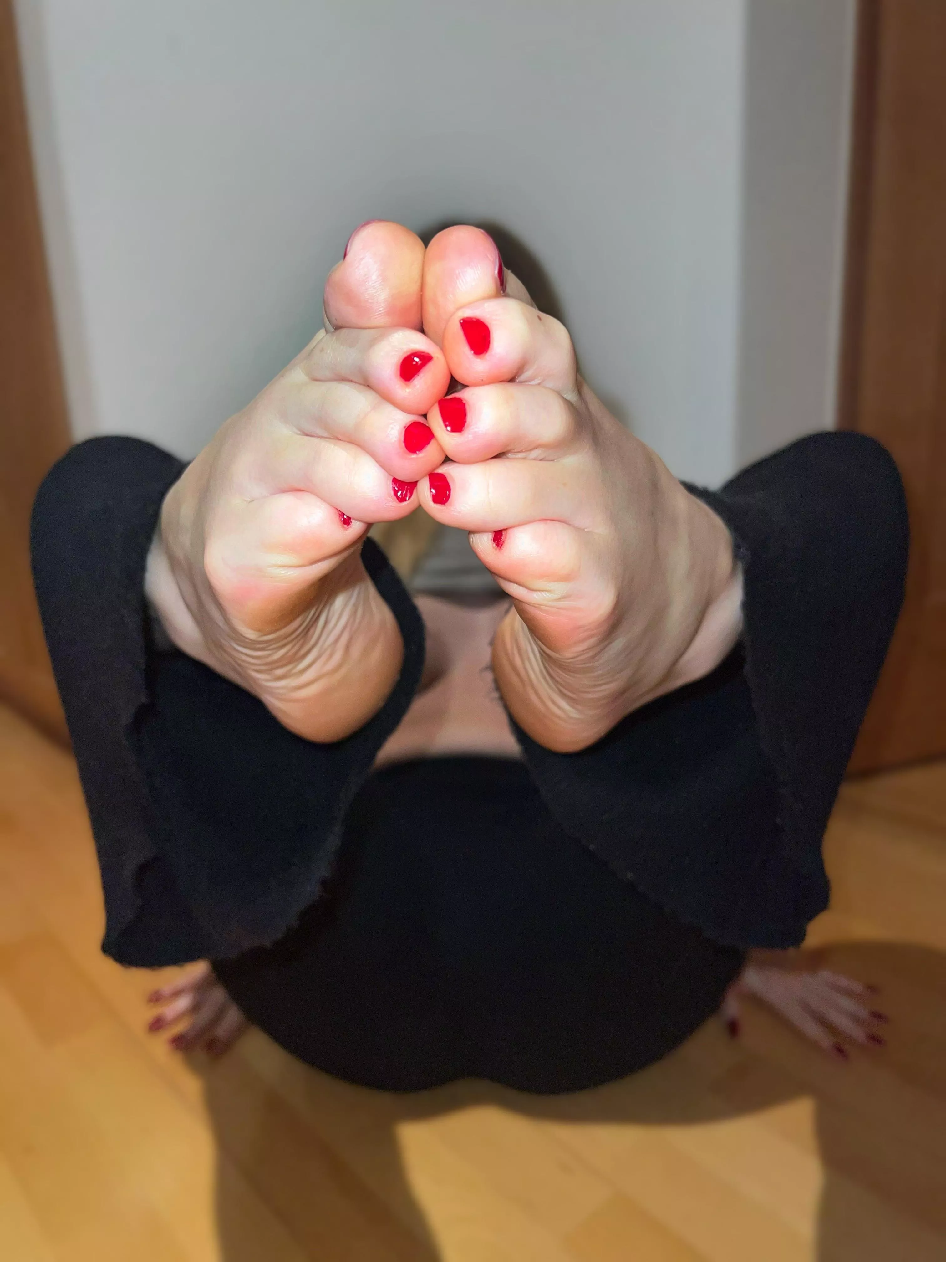 Here’s what you’ll be kissing at midnight 😘