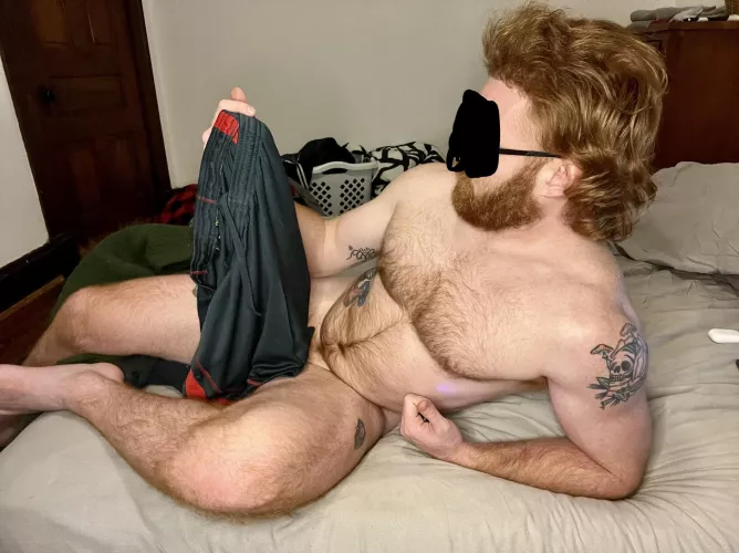 Hmmm… shorts on or off?