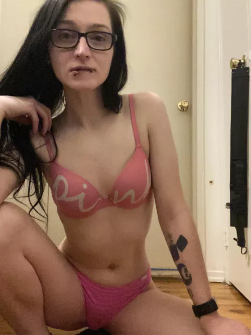 I don’t play hard to get I play to get you hard