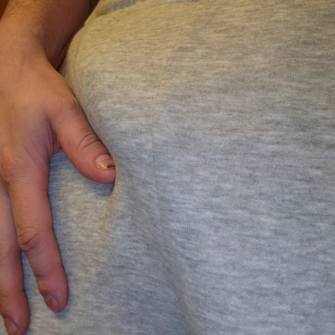 I heard grey sweats are slutty for men. Is it true?