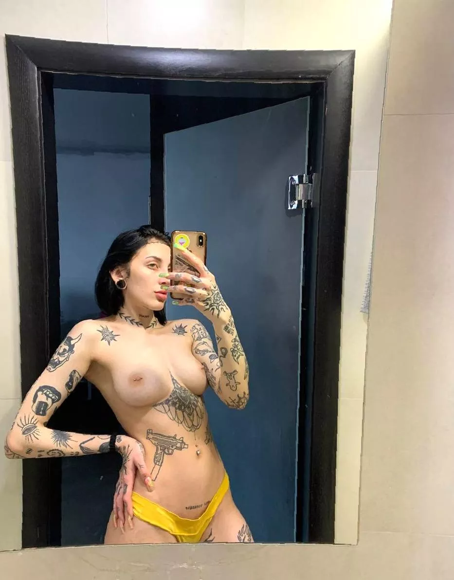 [Image]how's your week going so far :P