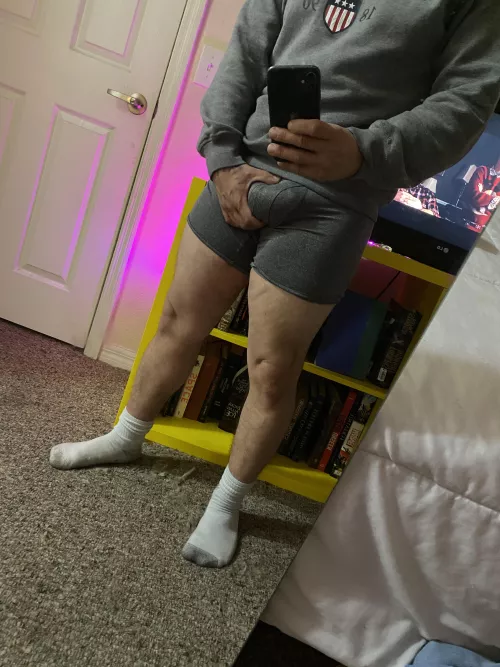 It’s still cold here 🥶 warm me up?