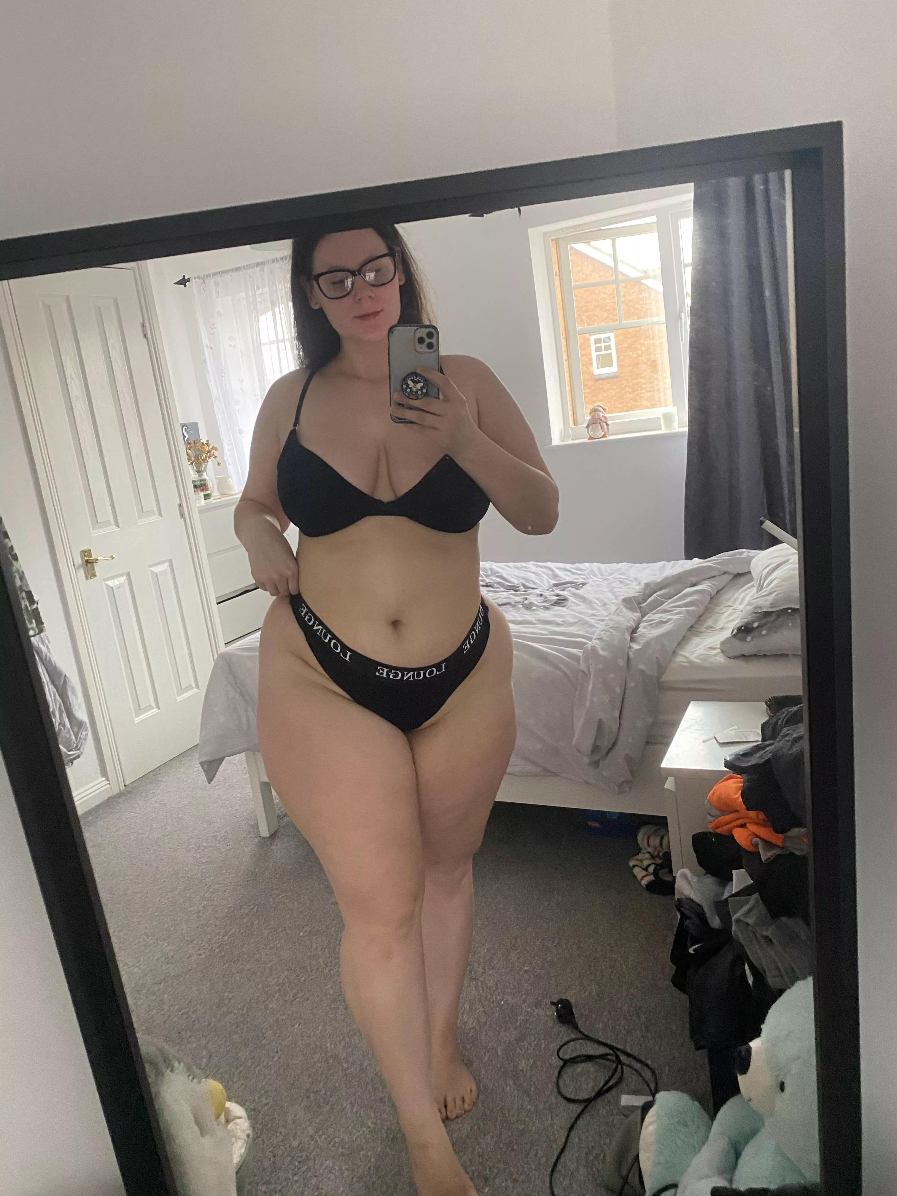 Just getting ready for the NYE❤️❤️