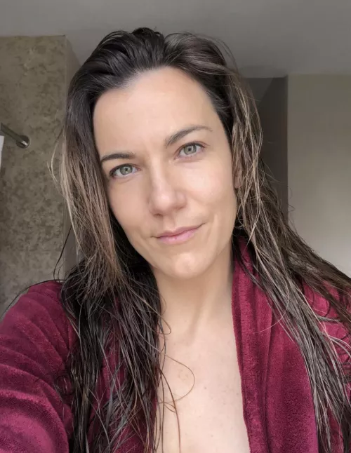 Just got out of the shower. 39F