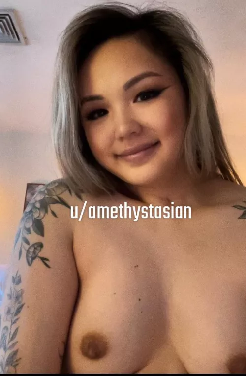 Just in case you’ve never seen an Asian girl with tattoos