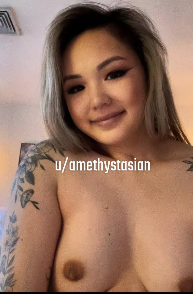 Just in case you’ve never seen an Asian girl with tattoos