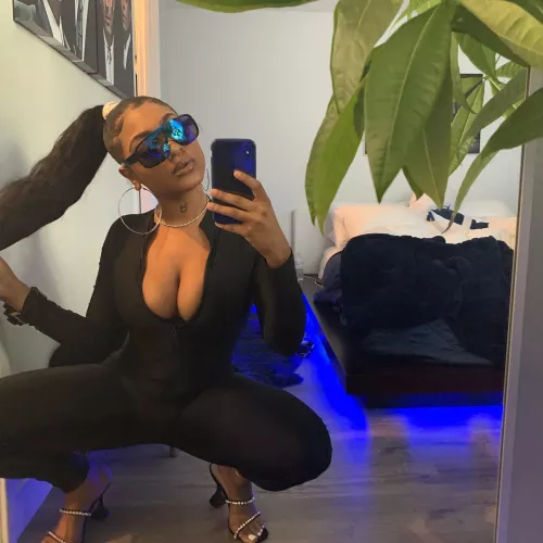 Looking for a sissy to lick my daddy nut