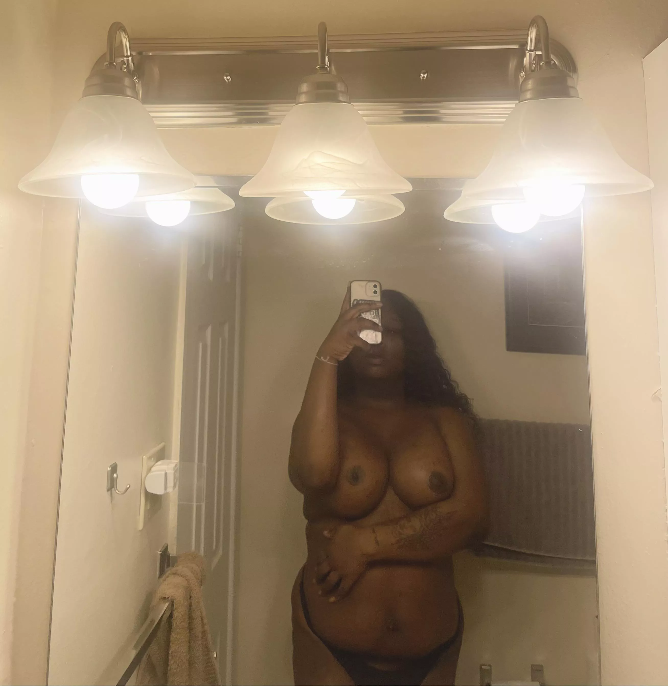 luv showing off my body 😘😘