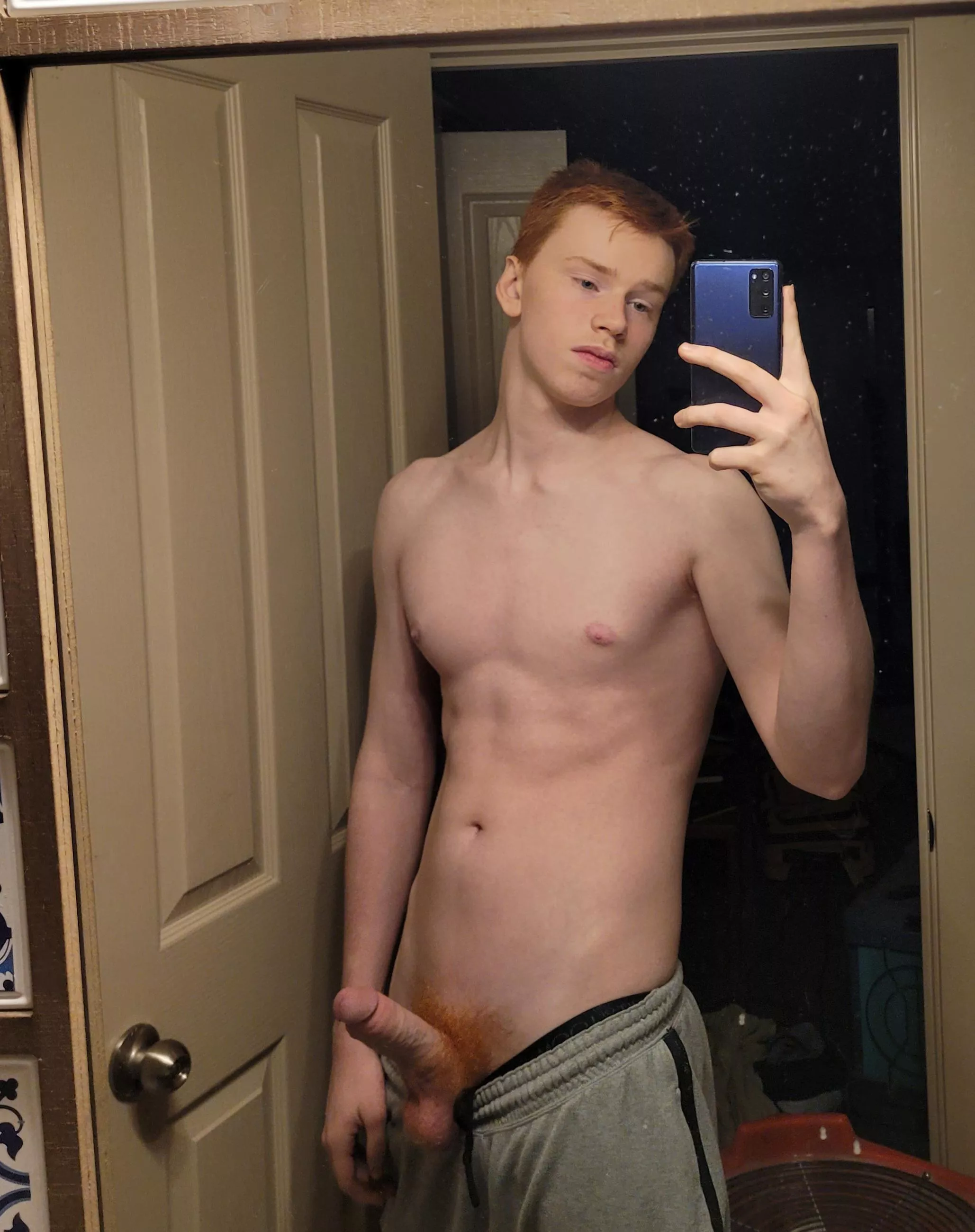 m18 dm me for stimulating conversation