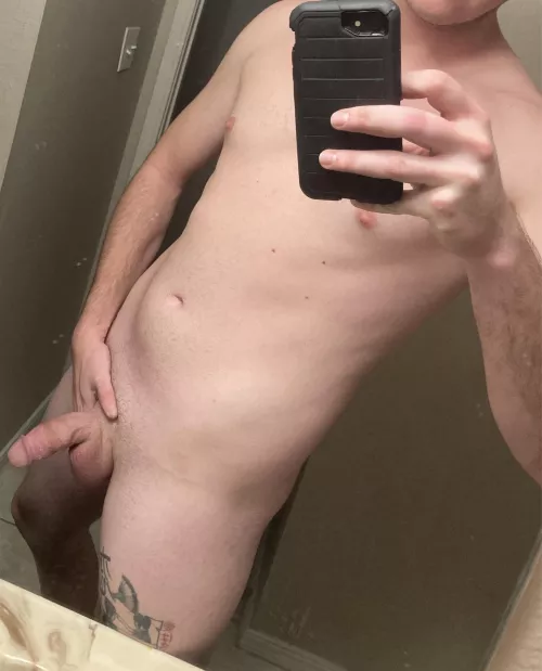 (M)ake sure to tell me what you think🤭