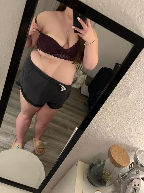 Me after 12 Mc chicken 🐓 😜