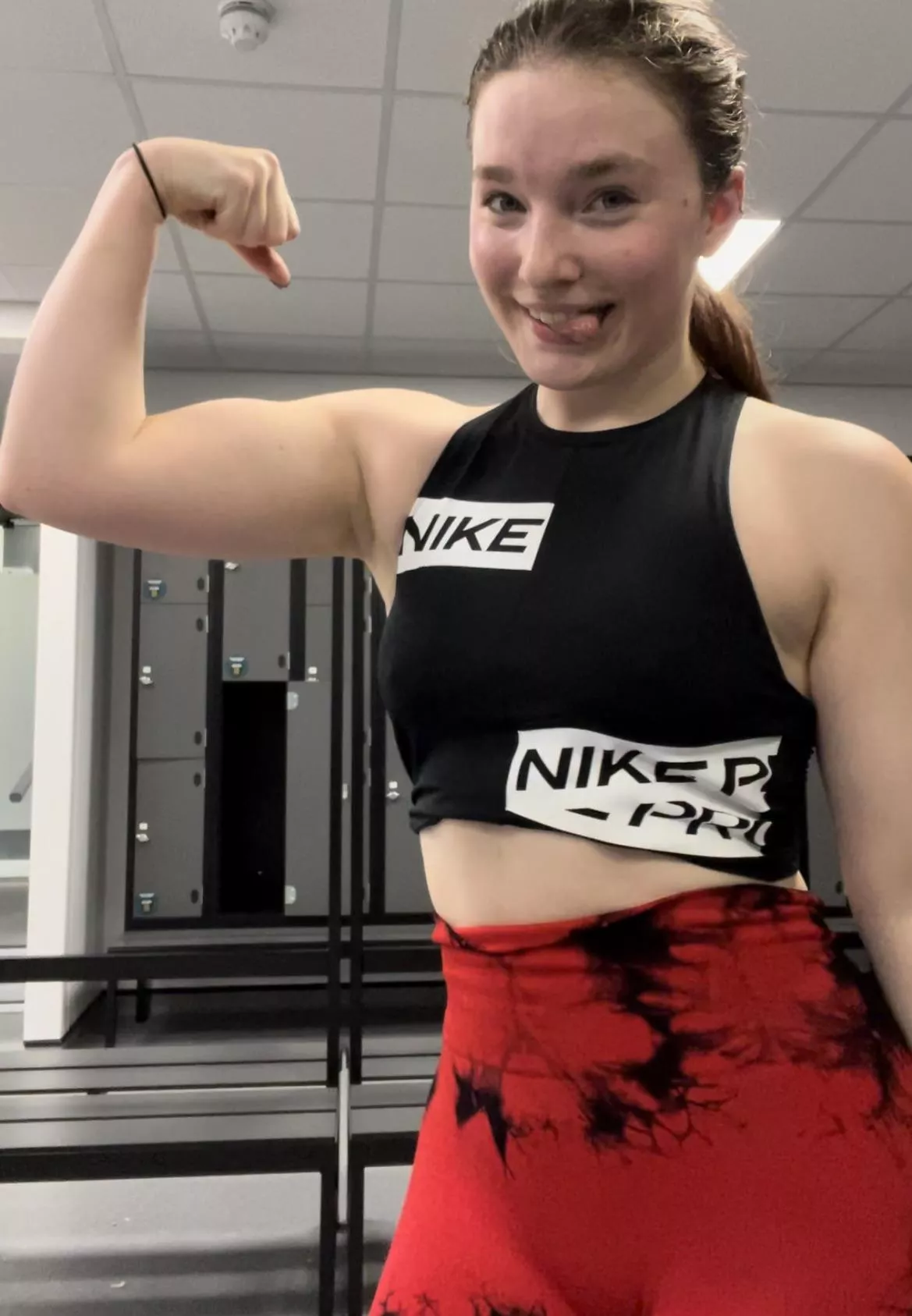 Need a muscle mommy?