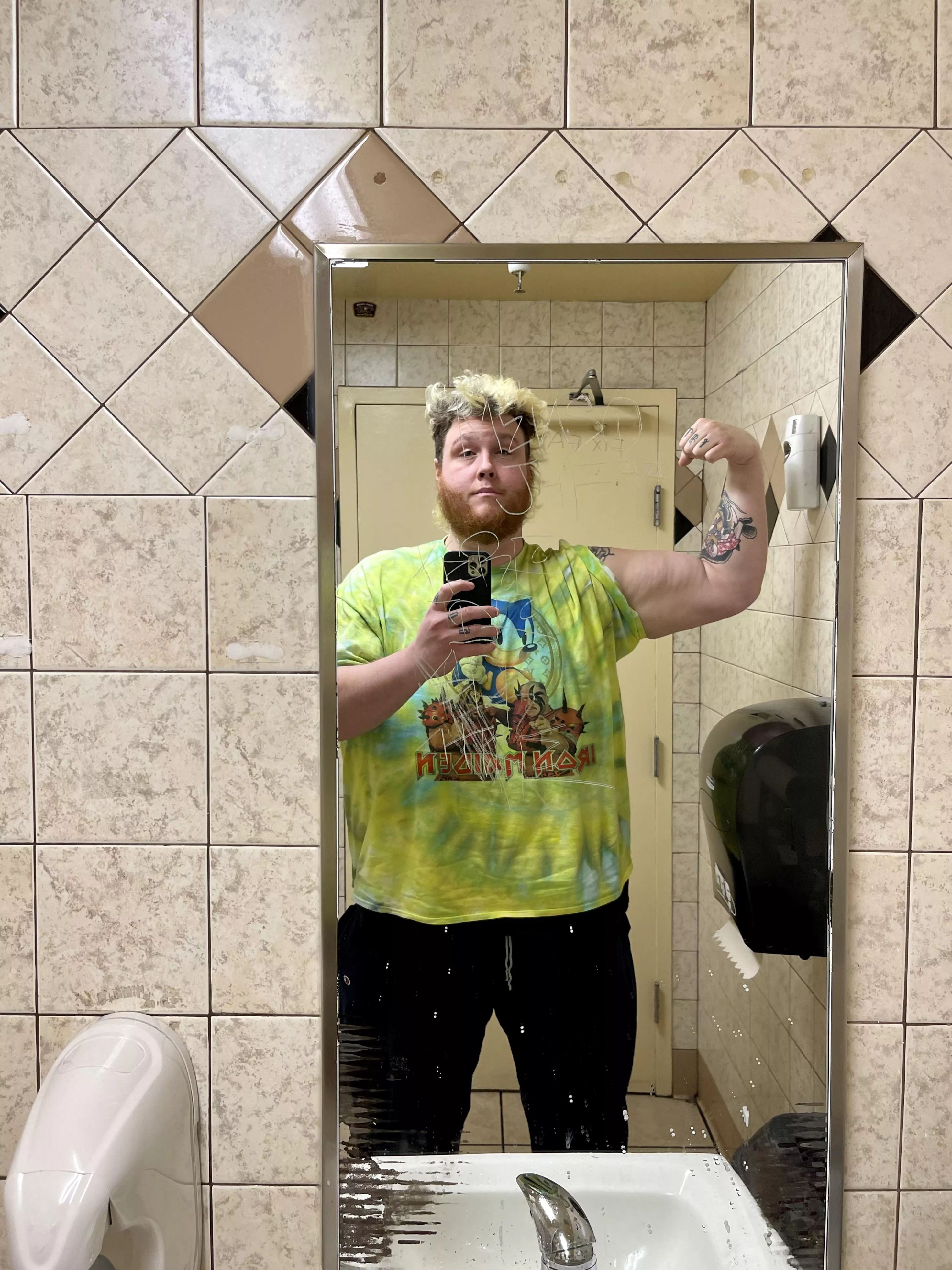 new poster, hope it’s okay if i start with something mild