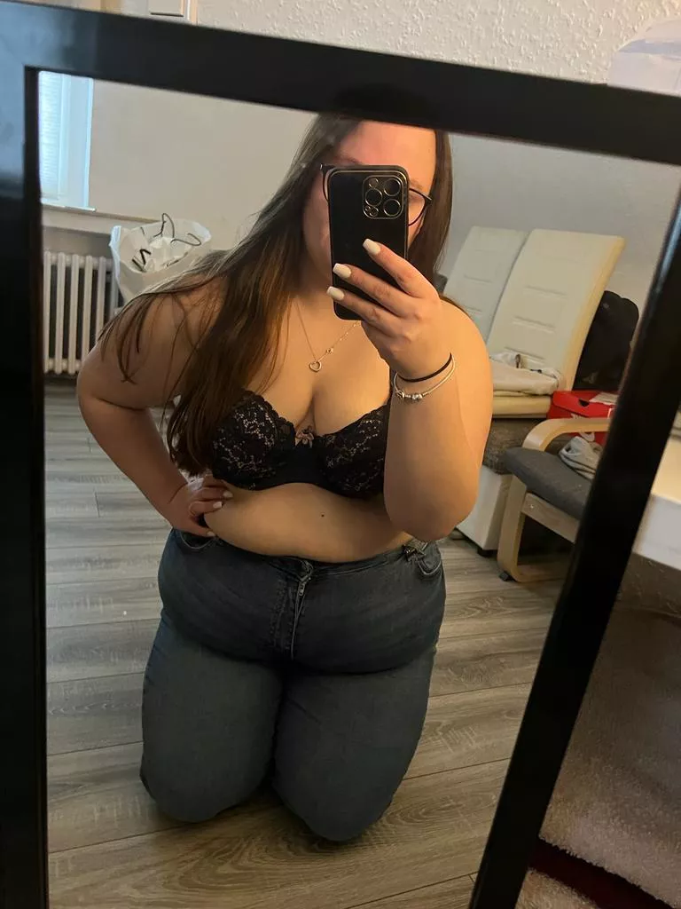 Only UP if you love chubby ones 🥰