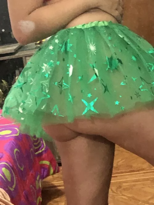 Please grab my tiny waist and destroy that asshole