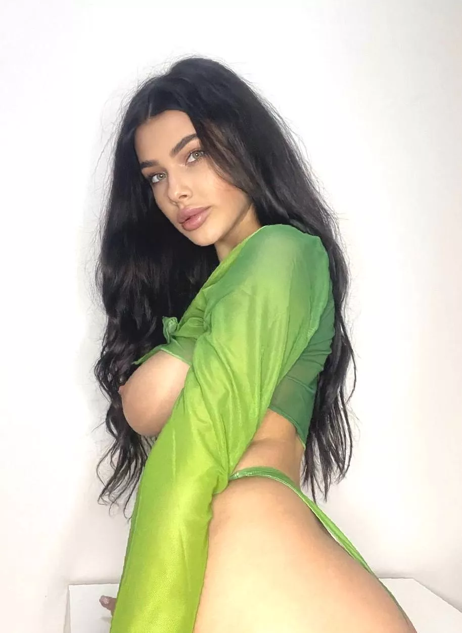 Showing my tits on the internet because I have no bf