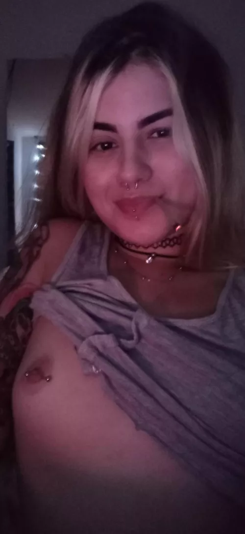 Suck my little tits:3