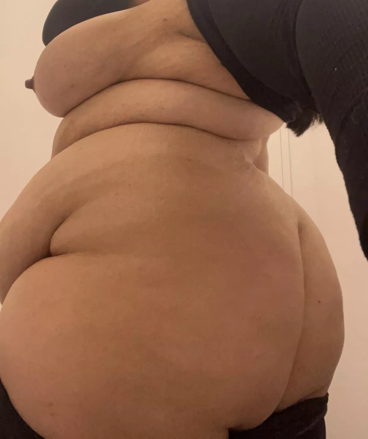 Thank you all for the love in 2022 🥰 See you next year 😘🥳