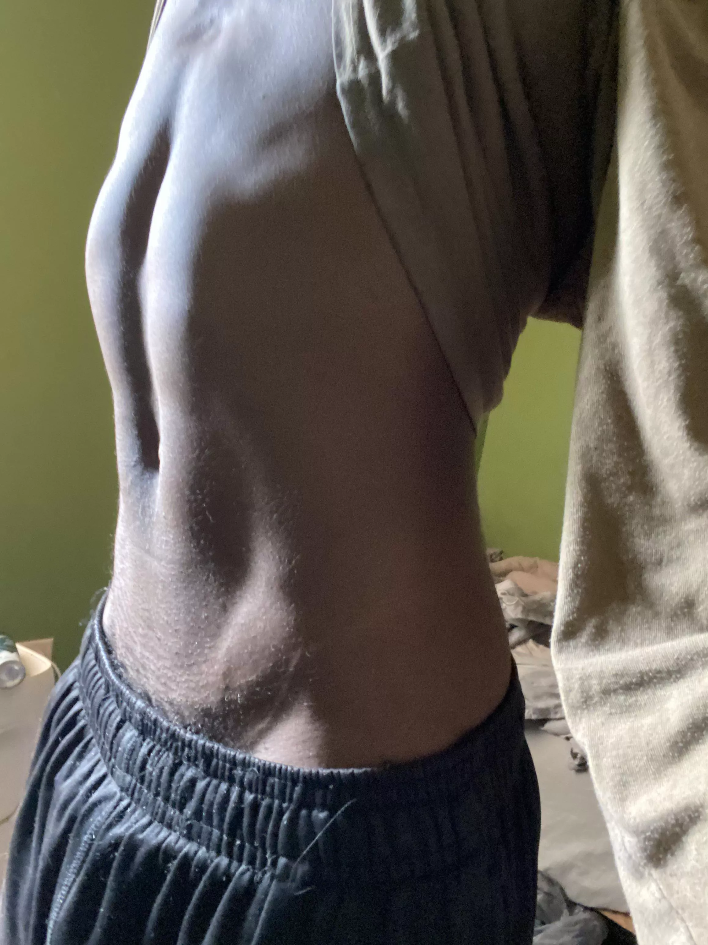 Thin abs and 7inch dick for you to play with!!❤️❤️❤️‍🔥🥵