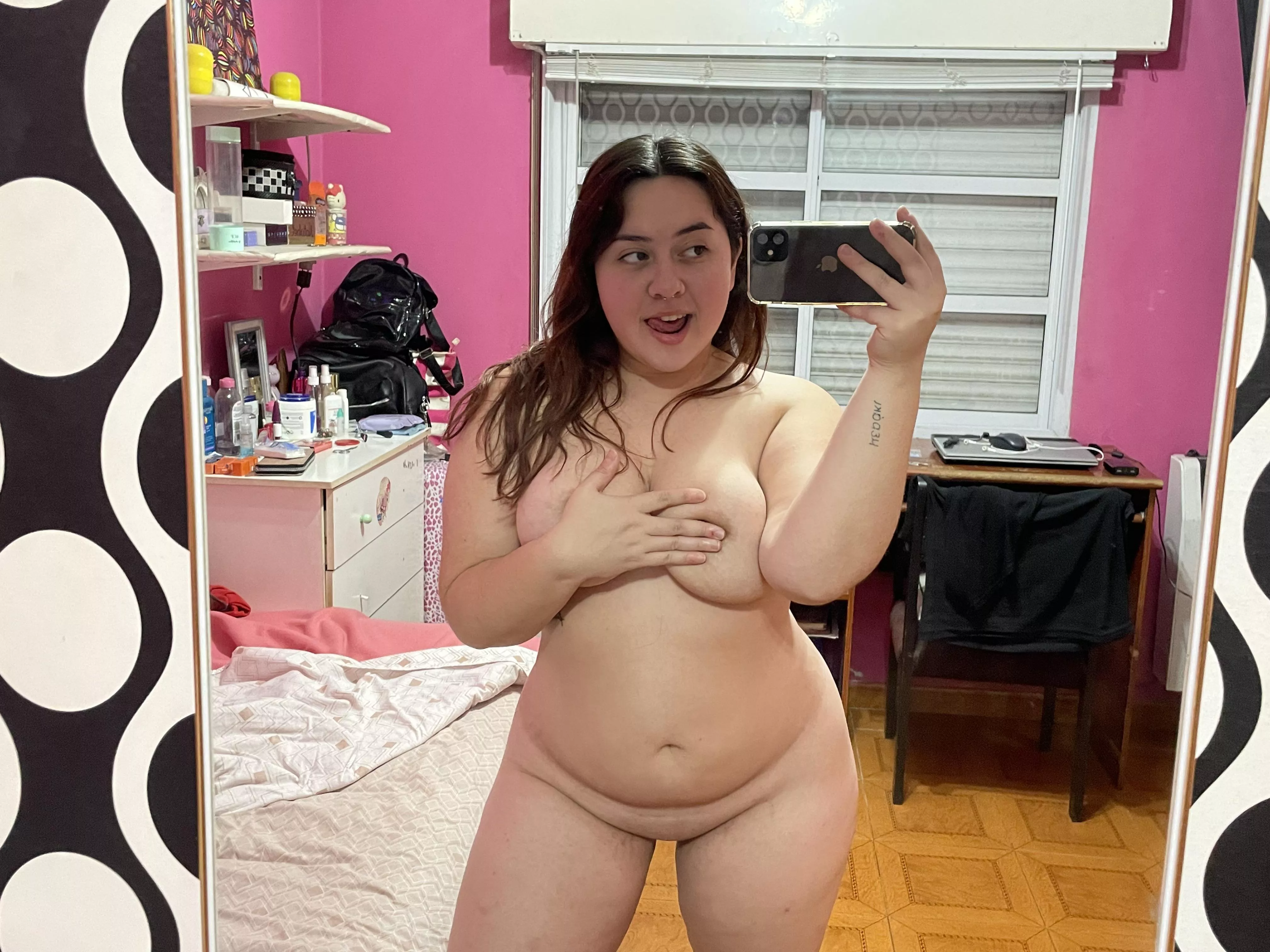 This might be my last mirror selfie from the year 🙈