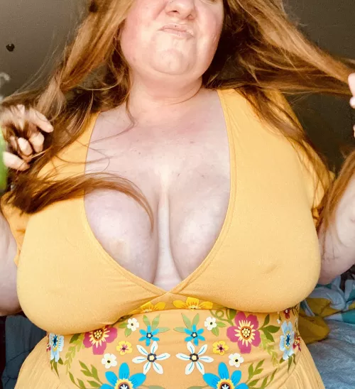 Trying to give naughty milf vibes!