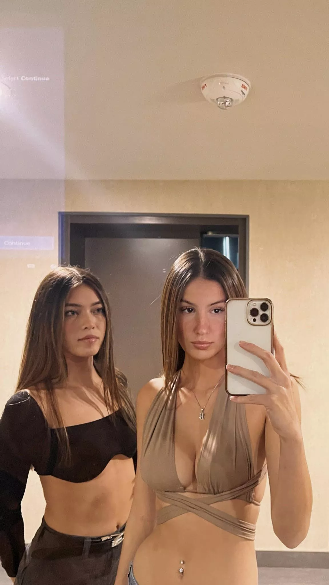 Which brunette are you bringing home NYE?