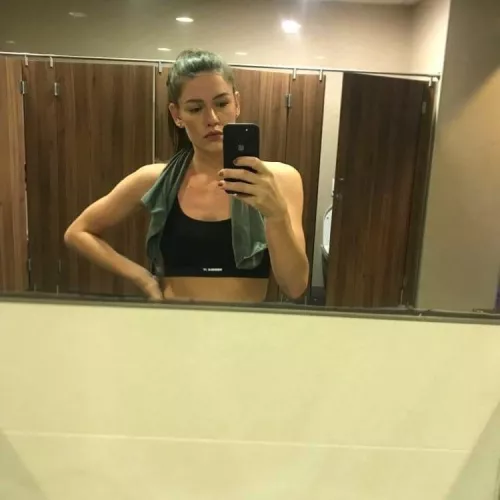 Who is going to work out today? [F]