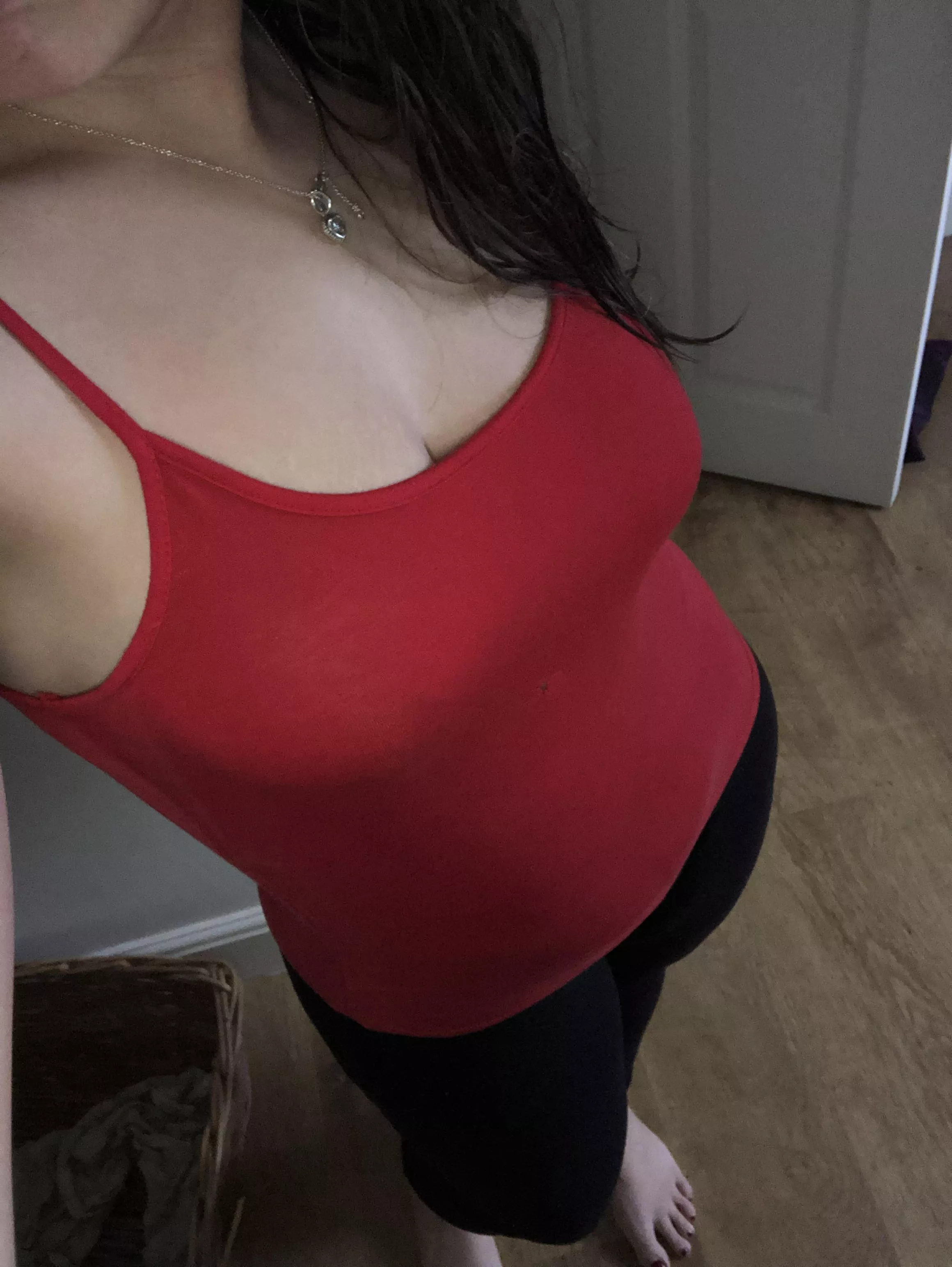 Who would like to spend new year with me?