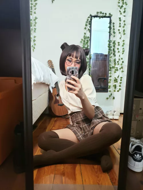 will u hold my hand into the new year?