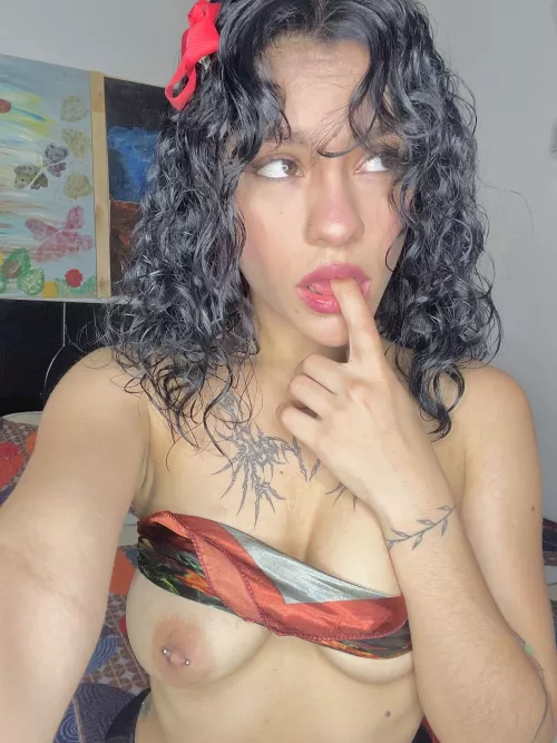 young latina tits 😊