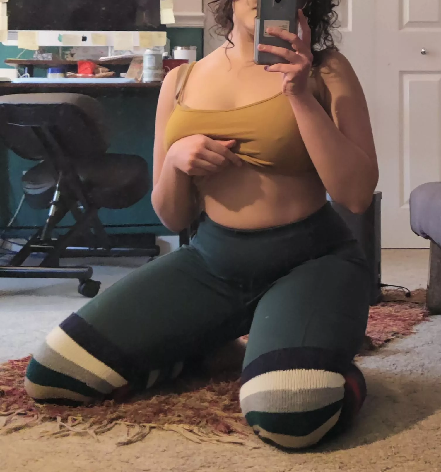 Your resolution should be to spend more time between these thighs