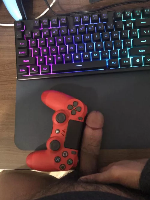 A Filipino cock with a PS4 controller 😅