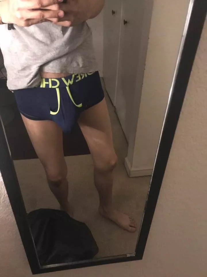Bulge fetish anyone