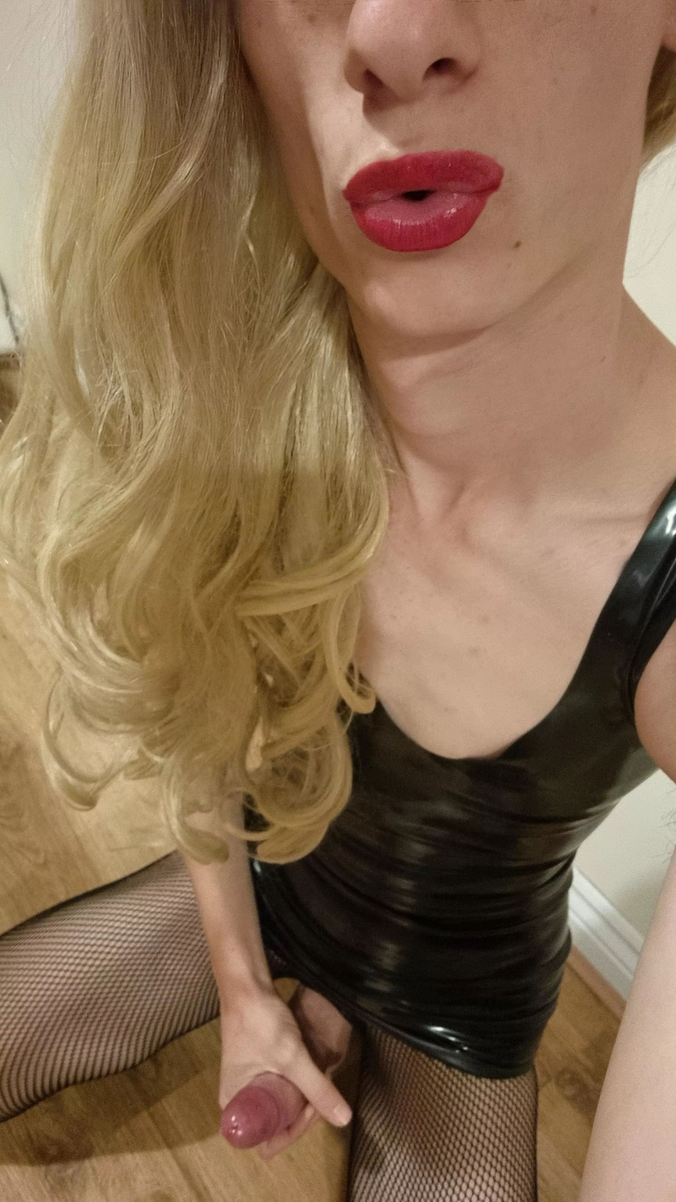 come here and suck me?