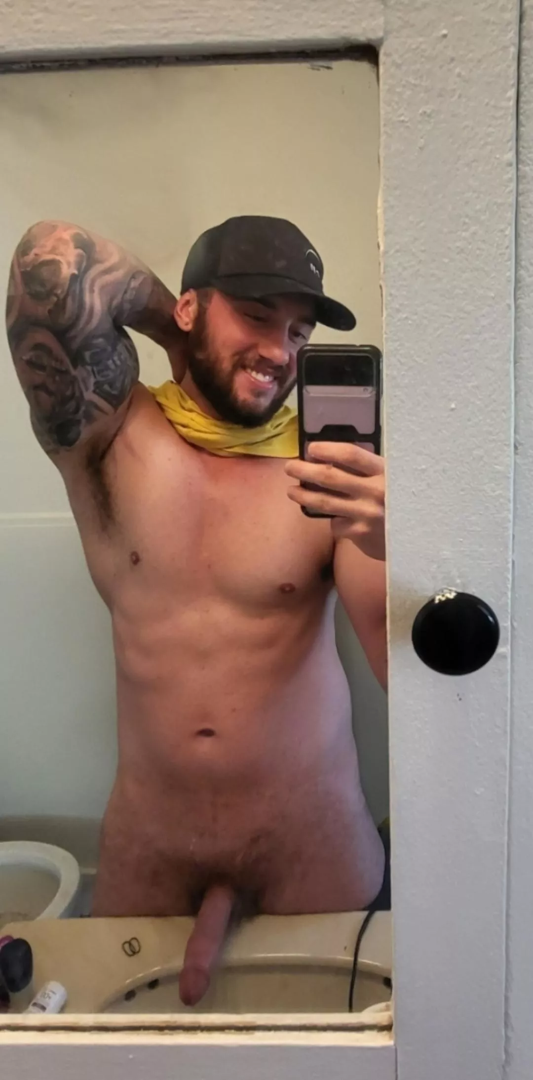 happy new year👀👀👀👀😅