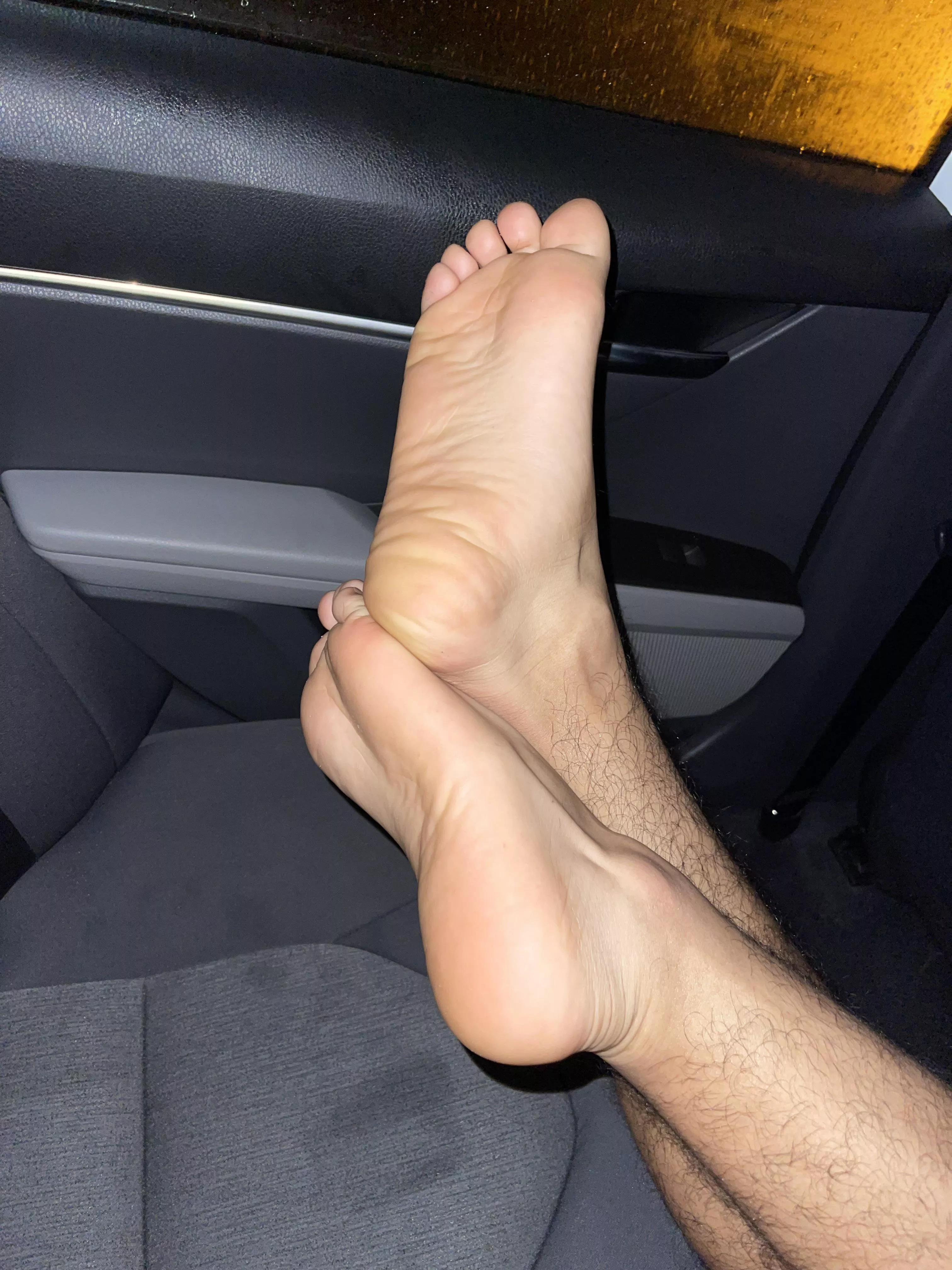 Happy new year 🥳👣