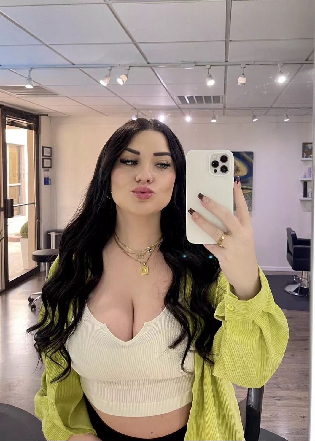 Imma have to fuck her😩