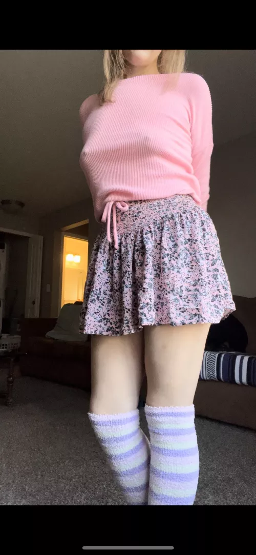 Is this an okay outfit for a new year’s party?