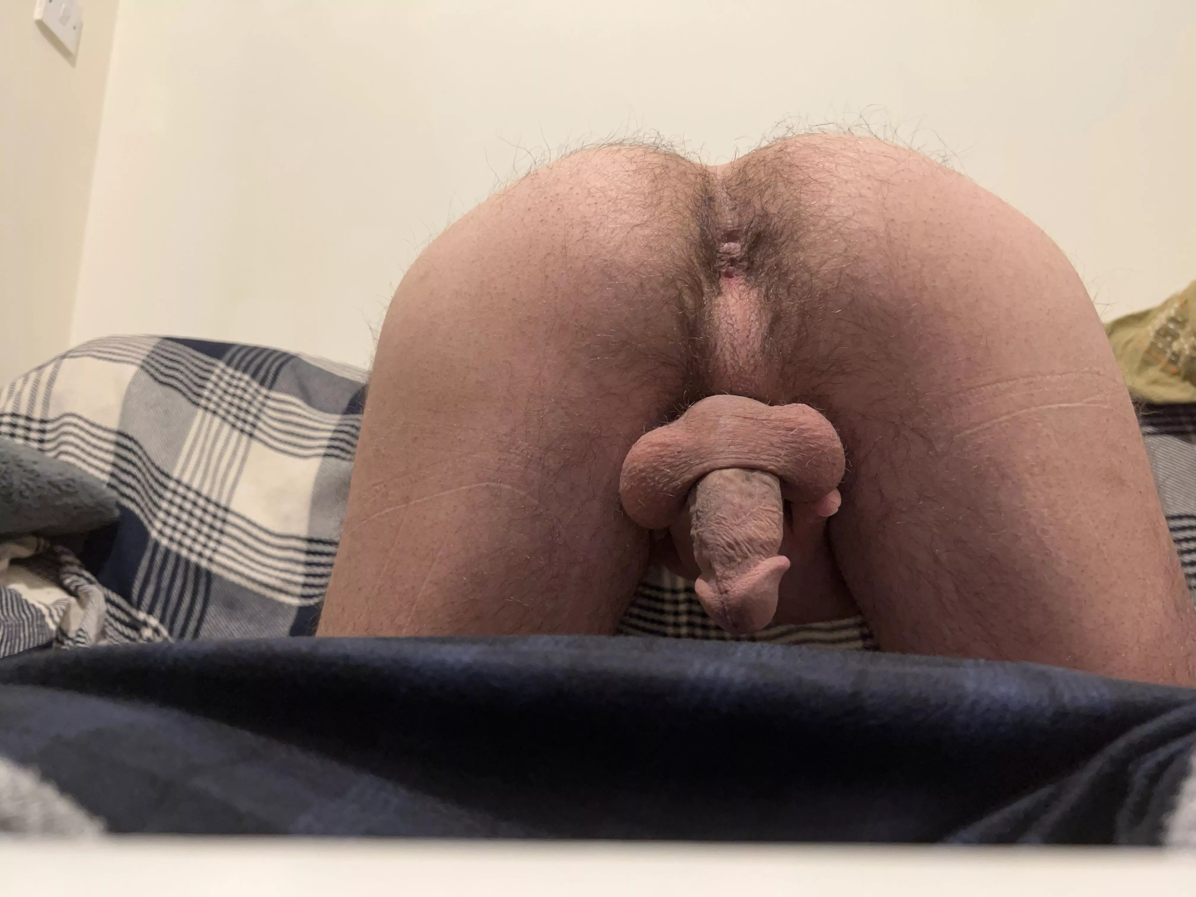 Is this fuzzy or hairy?