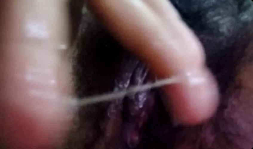 Love rubbing it on my tits 😩