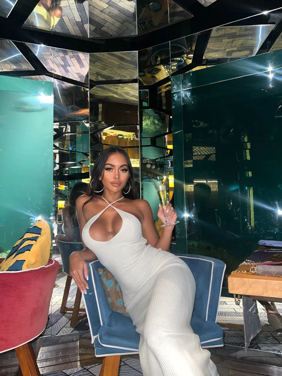 Pay my bill, baby, and we'll play with you later