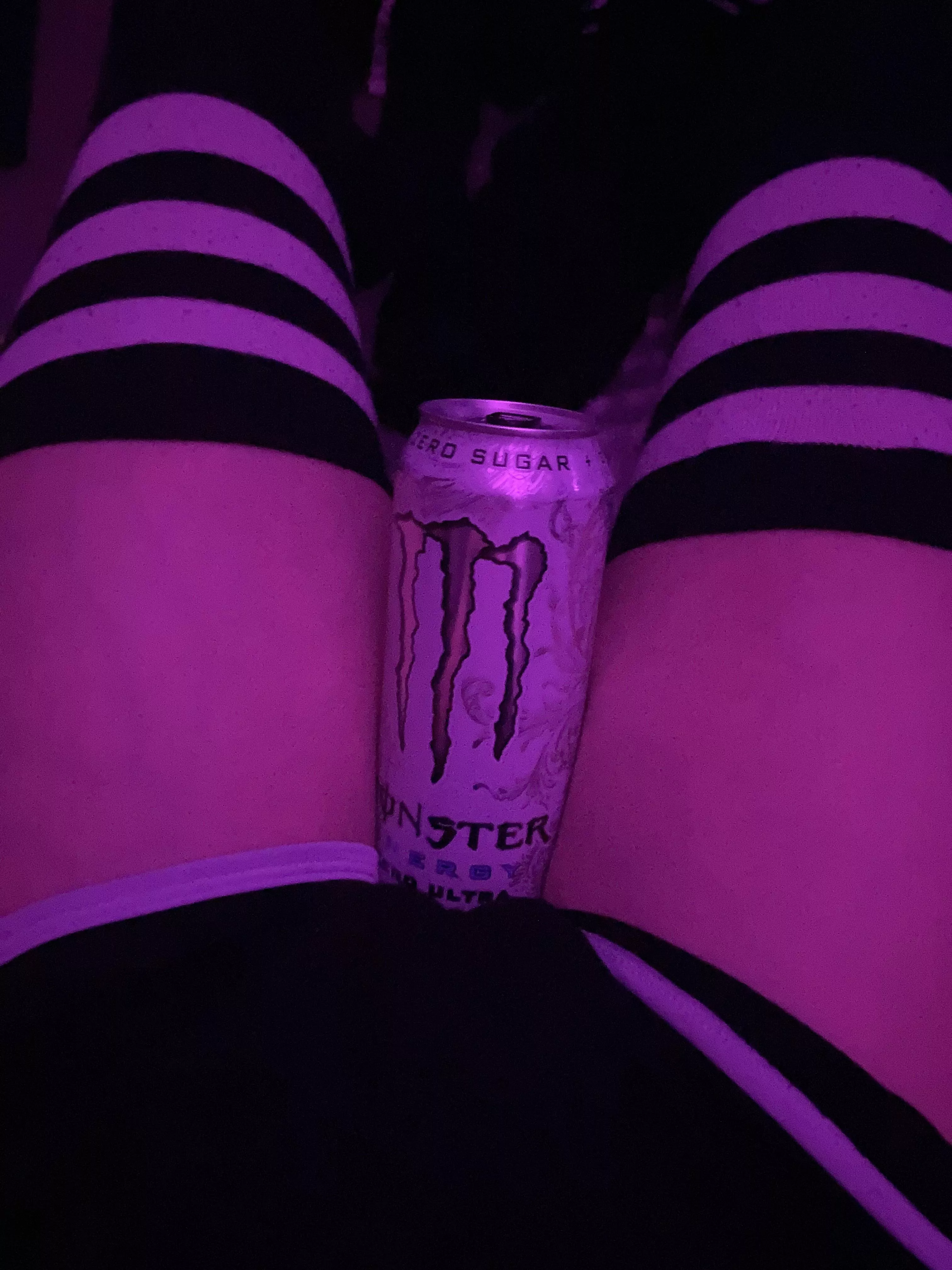 Rainbow thighs! 🏳️‍🌈